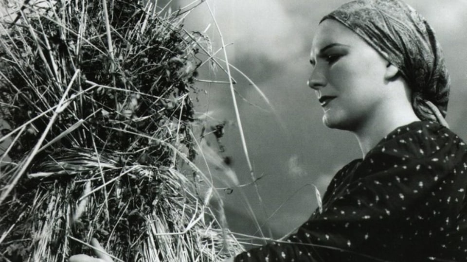 Jiřina Štěpničková ve filmu Lidé pod horami